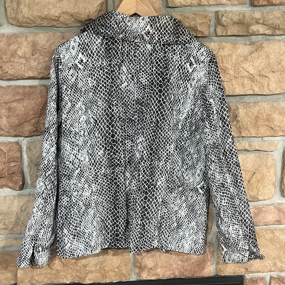 Women’s light jacket - Picture 4 of 6